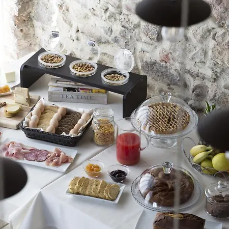 مزرعة للإقامة Cascina Marcantonio *