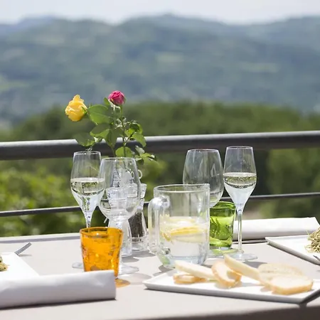 Cascina Marcantonio Farm stay Acqui Terme