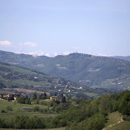 مزرعة للإقامة Cascina Marcantonio *