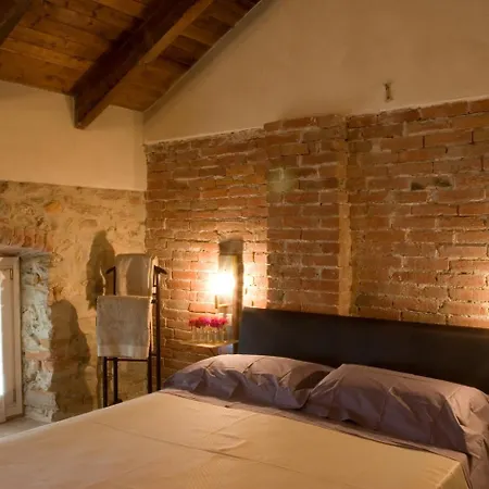 Cascina Marcantonio * أكوي تيرمي