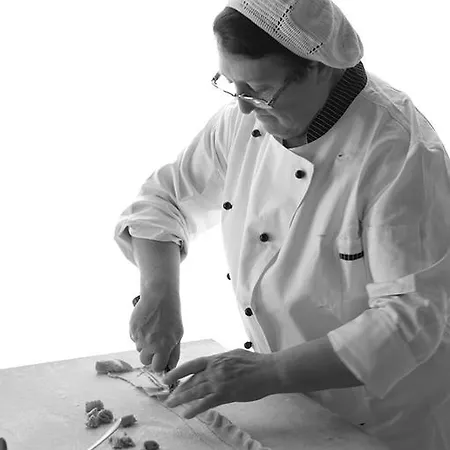 Cascina Marcantonio Agroturismo *