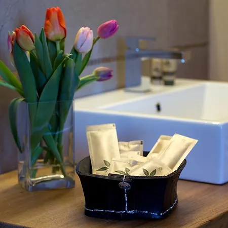 农家乐 卡希纳尼欧农家乐 *